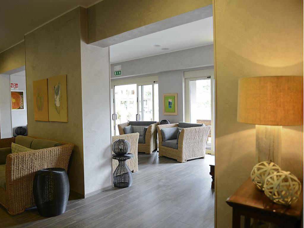 Hotel Parco Милано Мартима Екстериор снимка