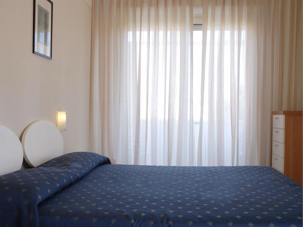 Hotel Parco Милано Мартима Екстериор снимка