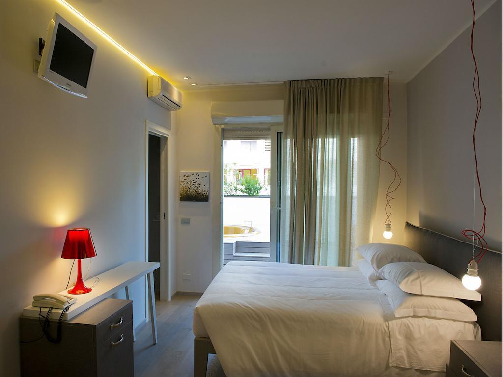 Hotel Parco Милано Мартима Екстериор снимка
