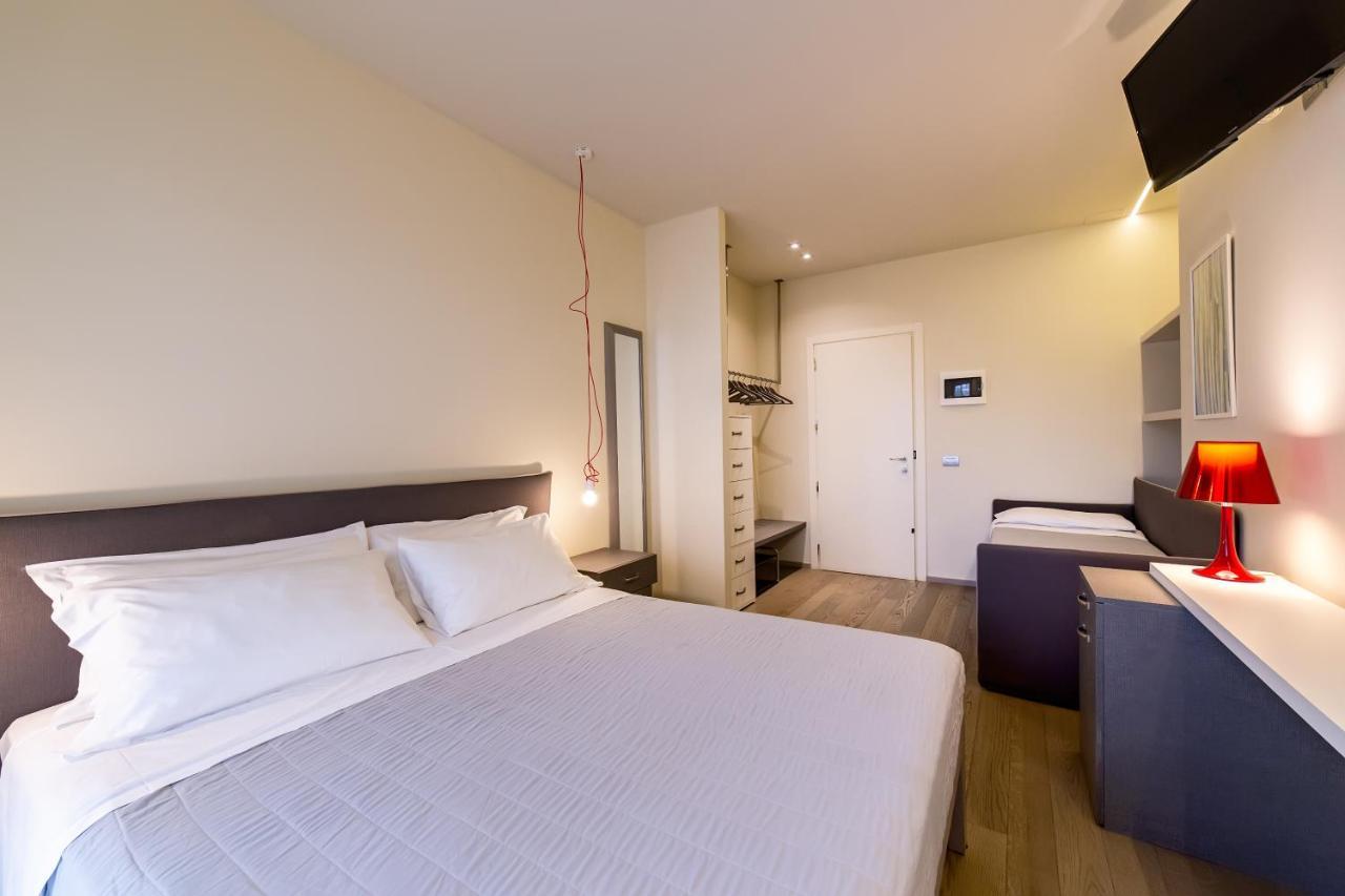 Hotel Parco Милано Мартима Екстериор снимка
