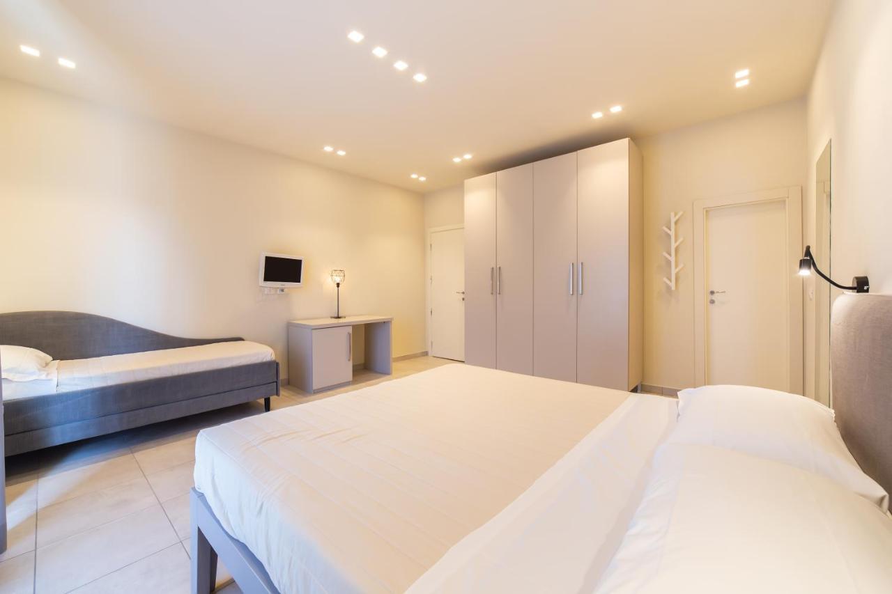 Hotel Parco Милано Мартима Екстериор снимка