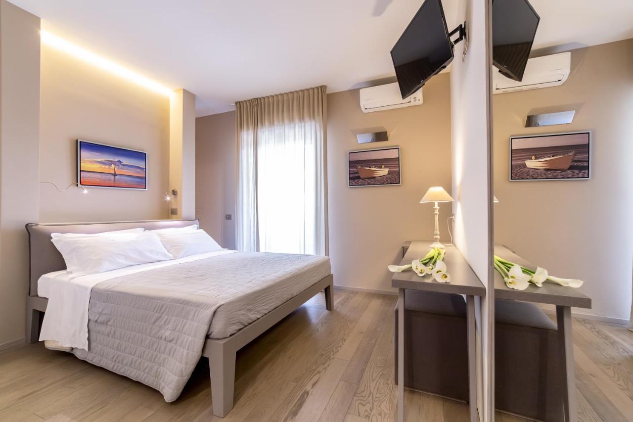 Hotel Parco Милано Мартима Екстериор снимка