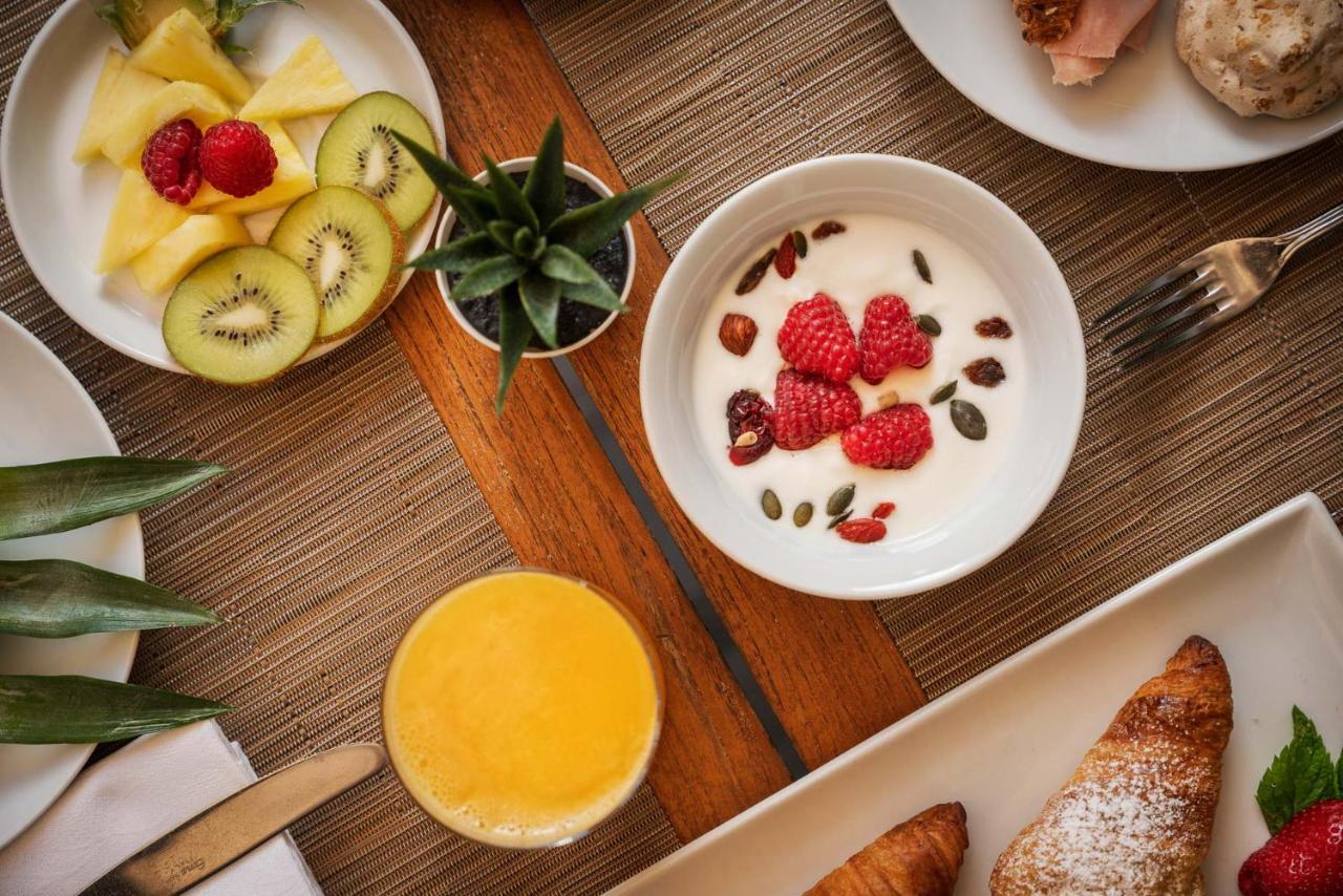 Hotel Parco Милано Мартима Екстериор снимка