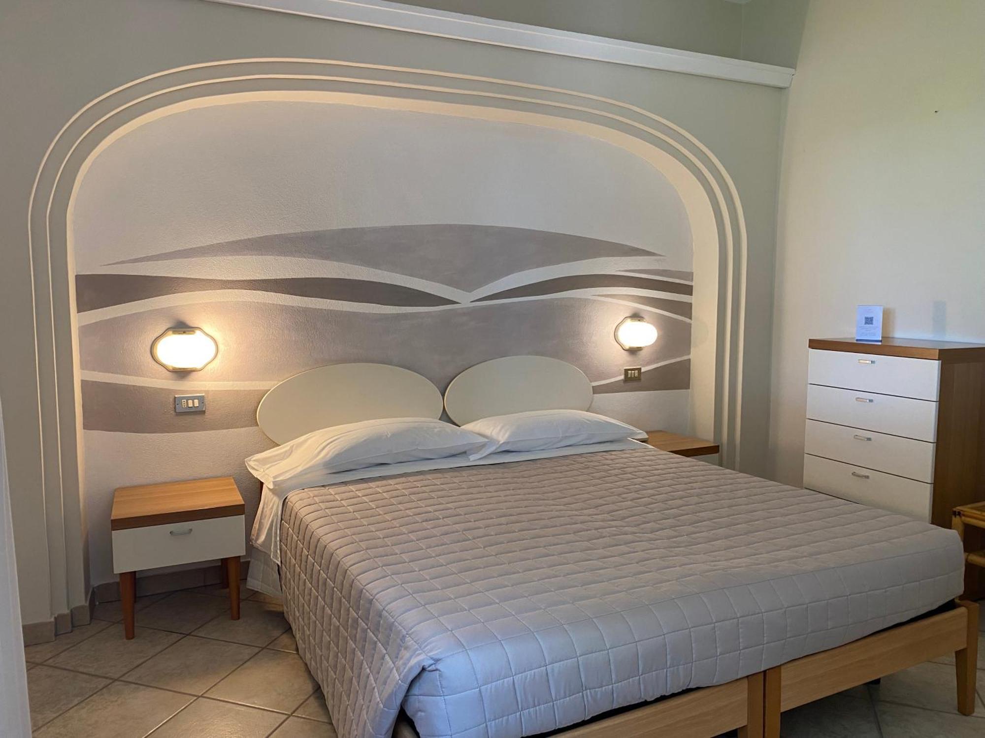 Hotel Parco Милано Мартима Екстериор снимка